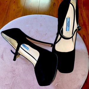 Prada black velvet platform heels size 37